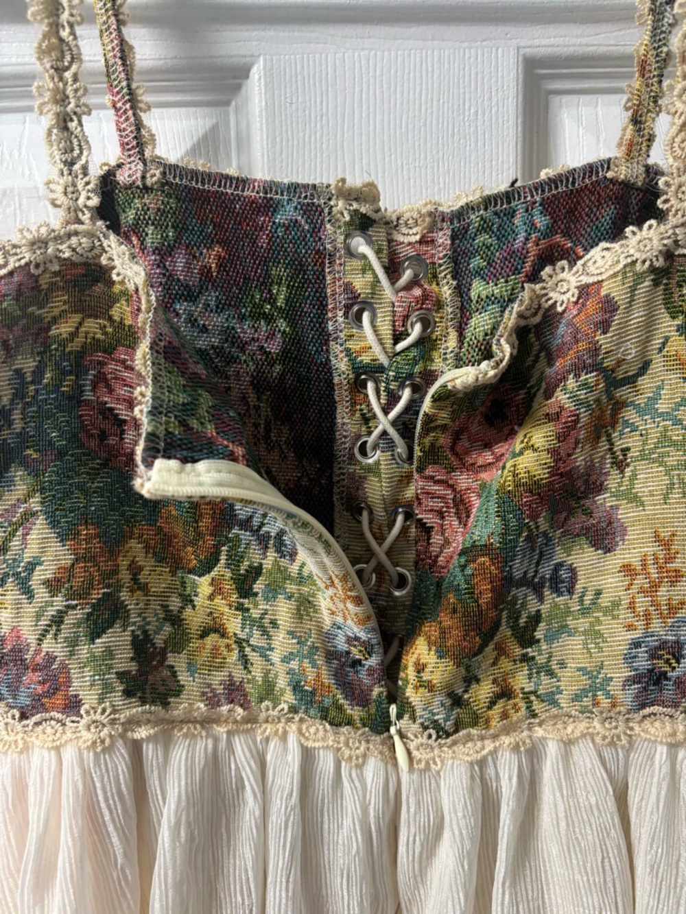 Cider Secret Garden Corset Mini Dress Floral Cream Size XS NEW - Picture 5 of 8